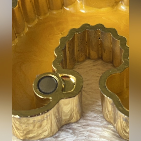 Gold Rainbow Trinket Box - Picture 9 of 11